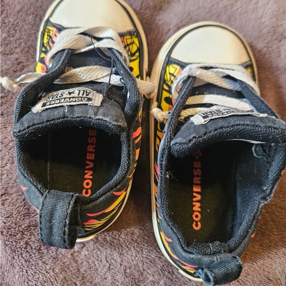 ❌SOLD❌
Converse Shoes All Star Chuck Taylors Flames Fire Sneakers Toddler 7 - Picture 7 of 8